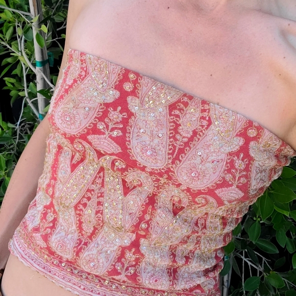 Delicate Indian Tube Top - Picture 6 of 10